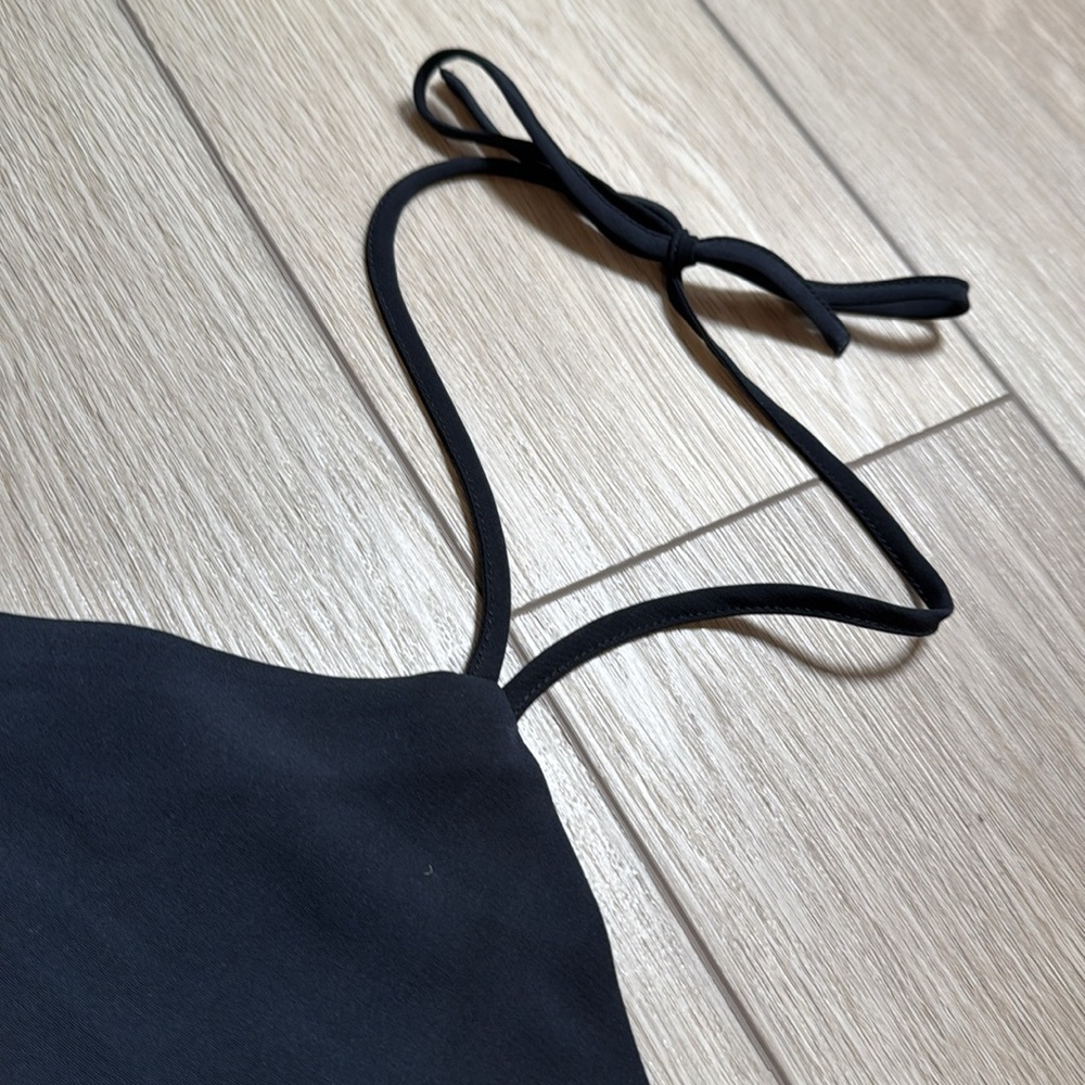 Abercrombie & Fitch Black Halter Top size small| summer Night out - Picture 2 of 7
